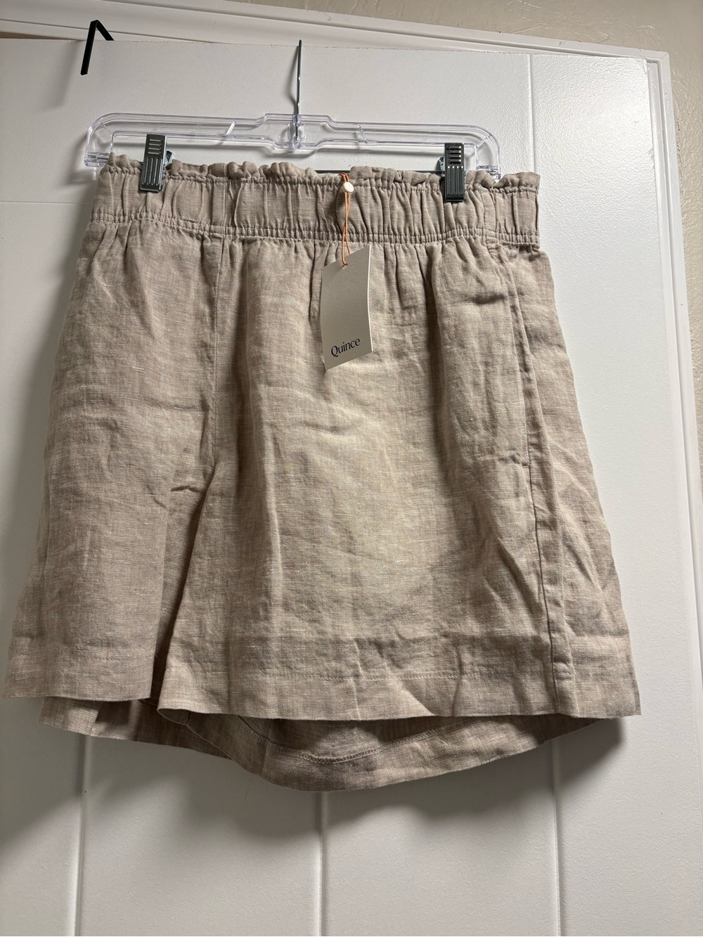 NWT-Quince Beige Linen-Blend Shorts - Picture 3 of 3